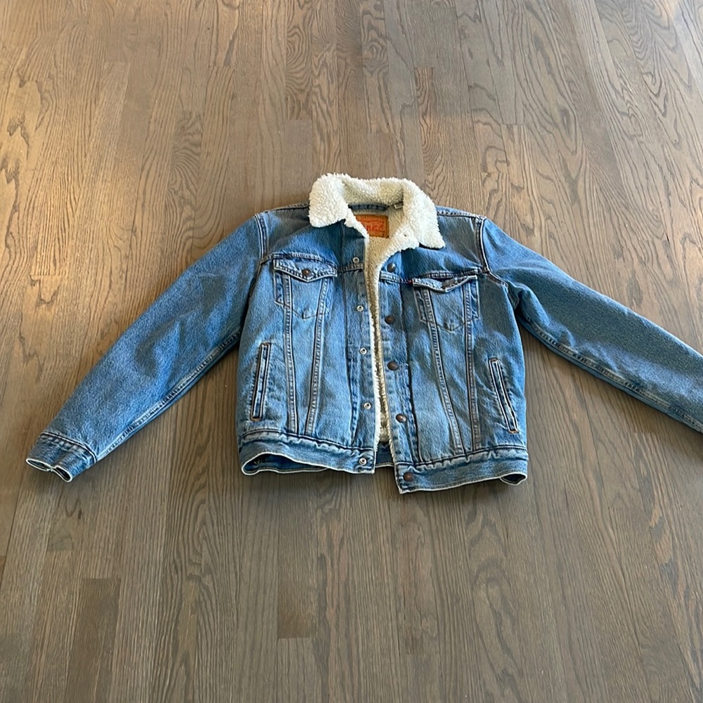 Levi’s Sherpa jean jacket